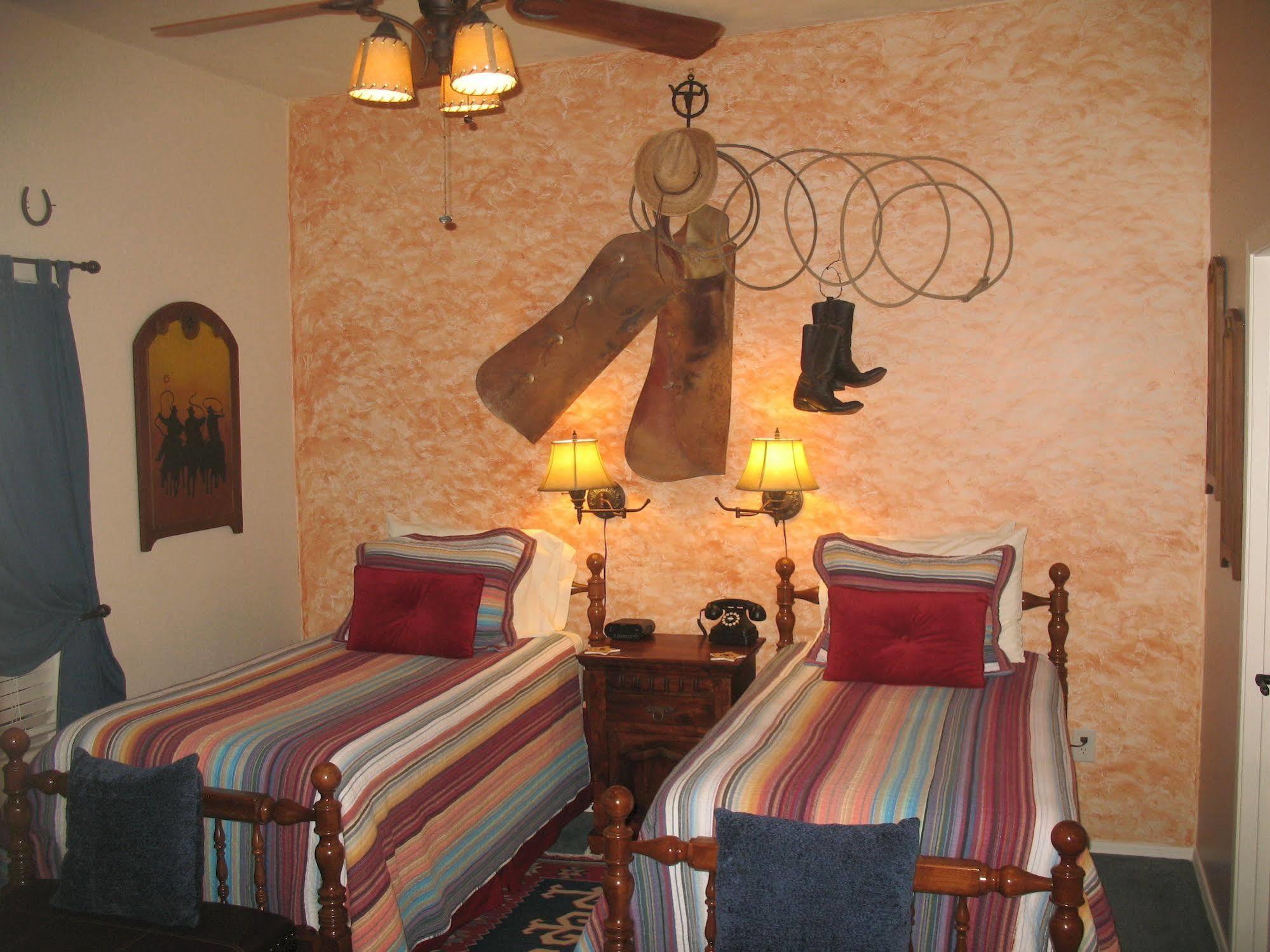 Desert Sol Bed & Breakfast 土桑 外观 照片